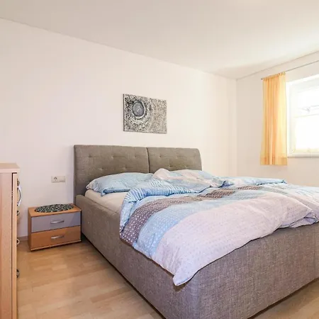 Mit Gartenzaun Apartament *